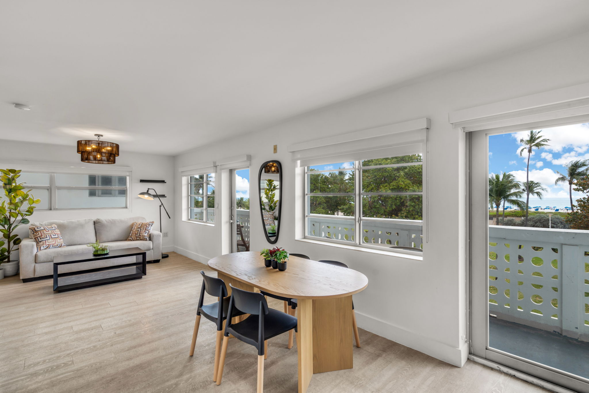 Strand A501 - Beachfront Ocean Dr Suite The Strand