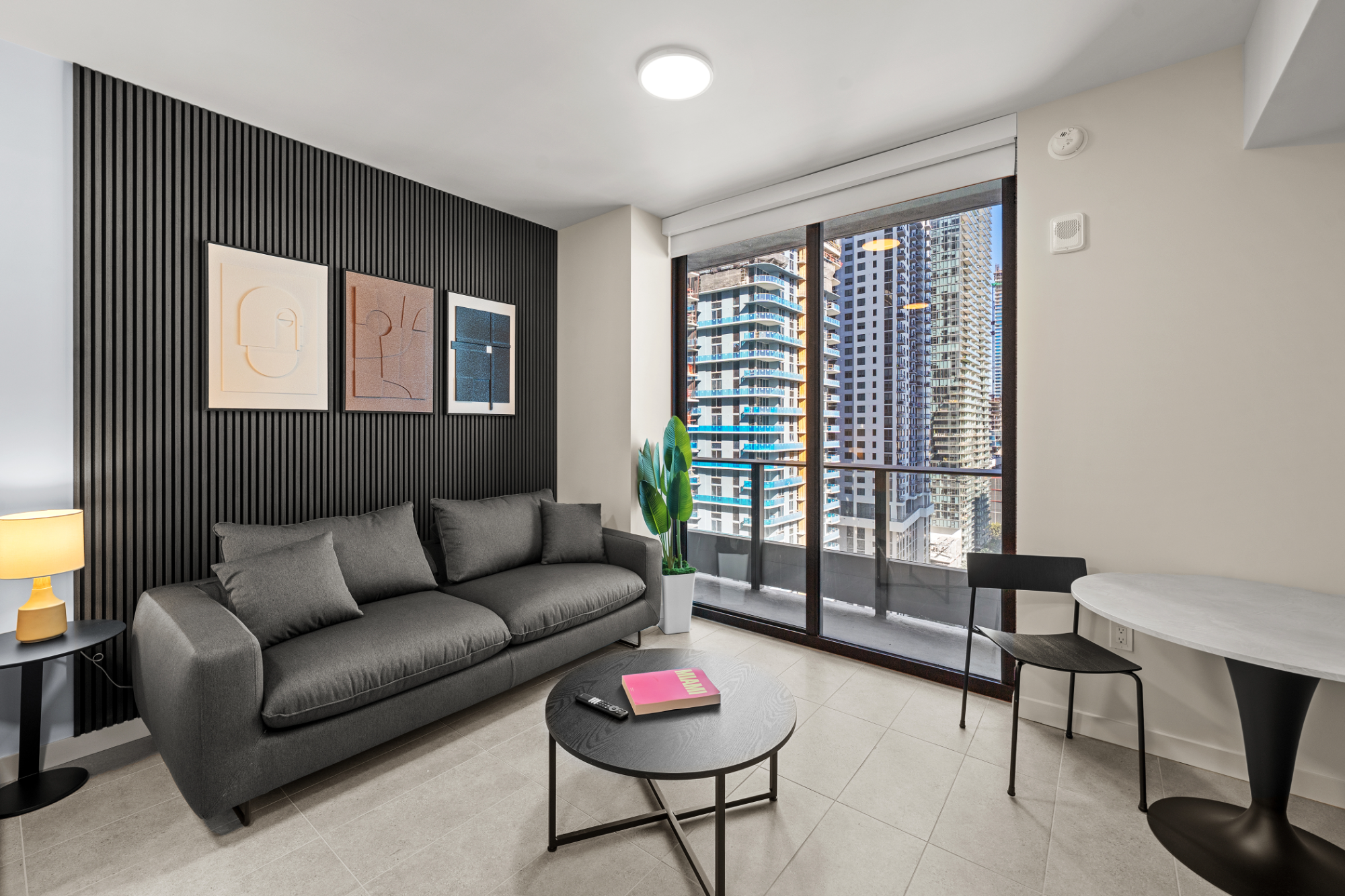 501 FIRST 1909 - JR Suite Picturesque Downtown Miami CityViews