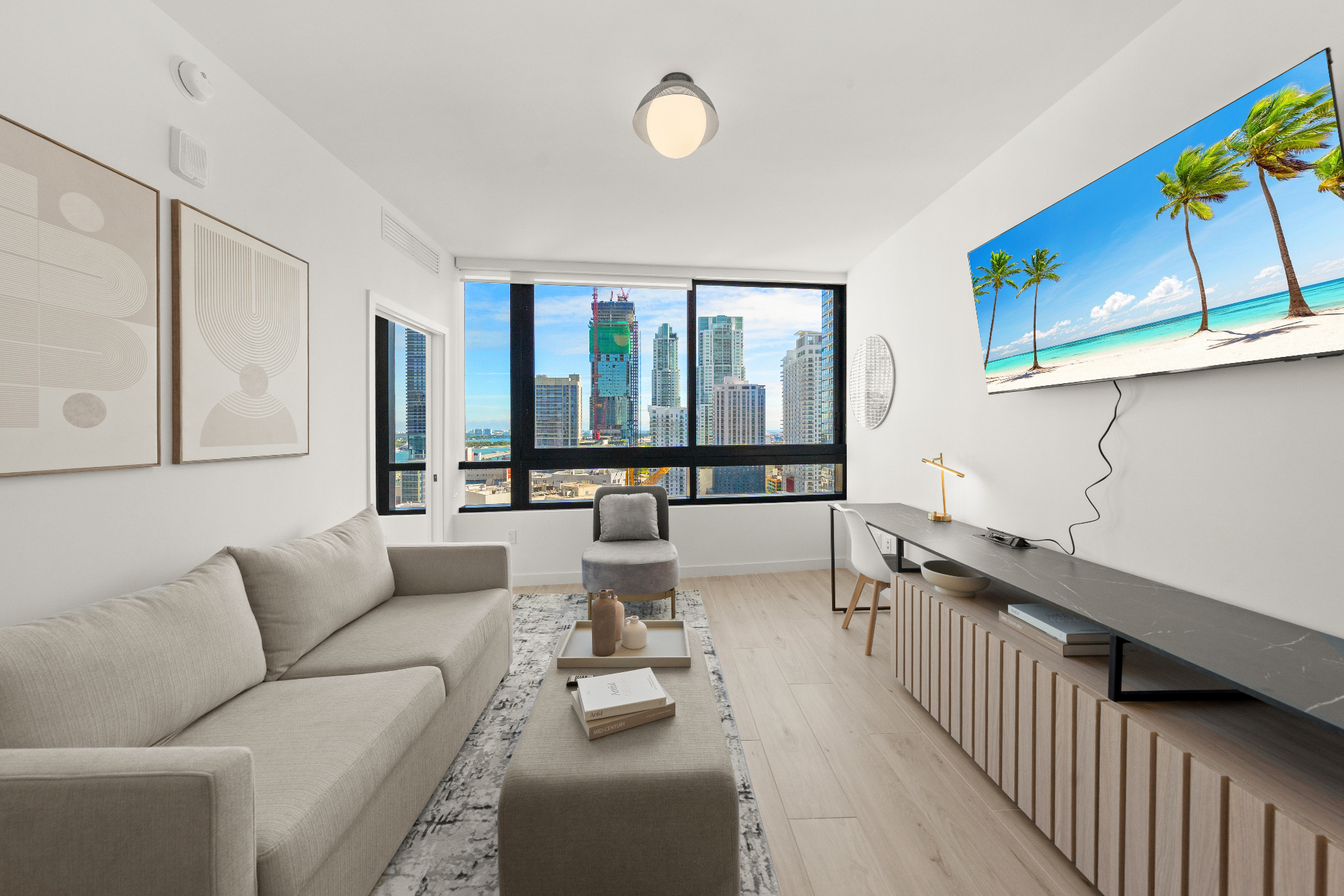 District225 2201 - 2 BD / 2BA City View Downtown